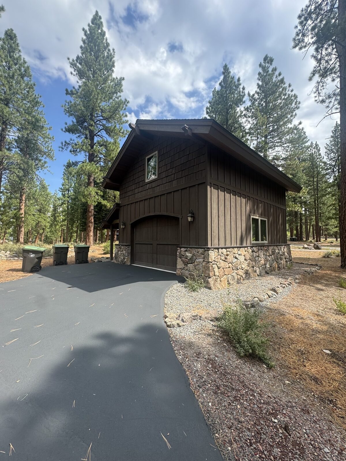 Detached garage build in Truckee, CA by RCV Construction — project photo 5 of 7