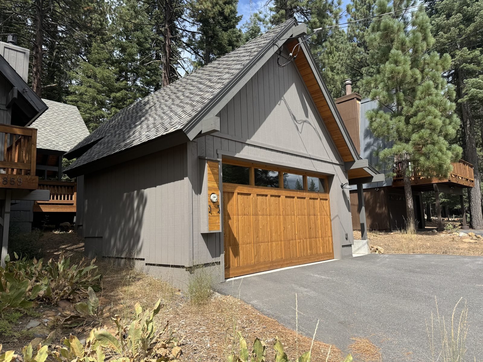 Detached garage build in Truckee, CA by RCV Construction — project photo 7 of 7